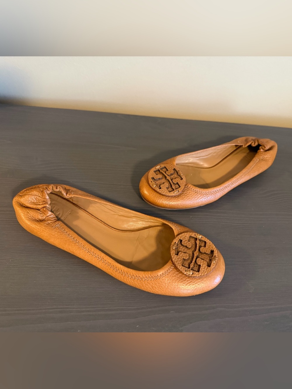 Tory Burch Reva Leather Logo Ballet Flats - Picture 2 of 8